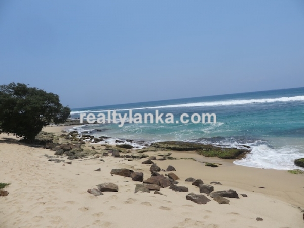 Breathtaking Beach Property in Weligama