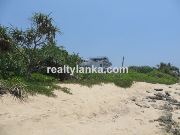Breathtaking Beach Property in Weligama
