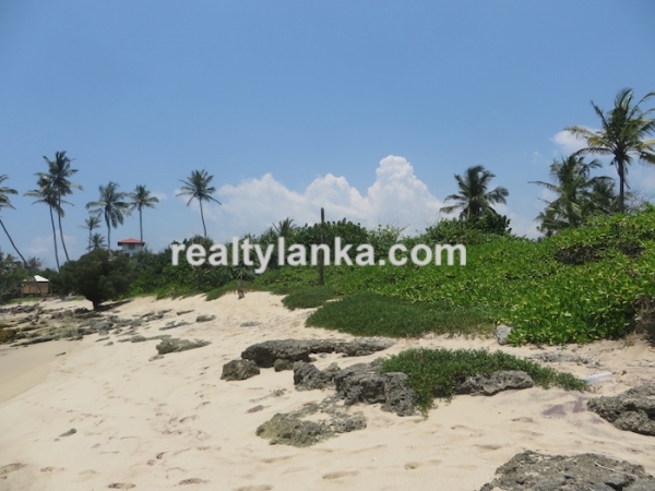 Breathtaking Beach Property in Weligama