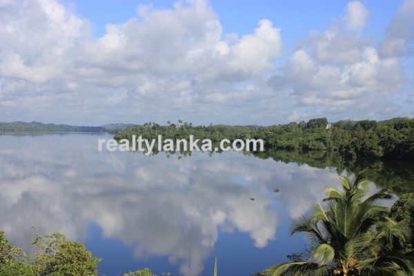 Lake View Viila