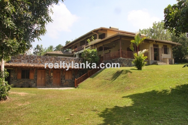 Lake View Viila