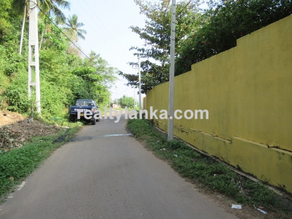 12 Perches Property In Weligama